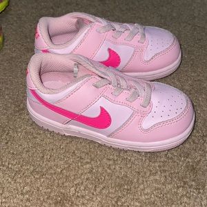 Toddler pink low dunks